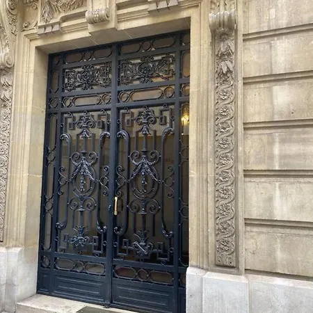 Apartment - - 16eme Paris